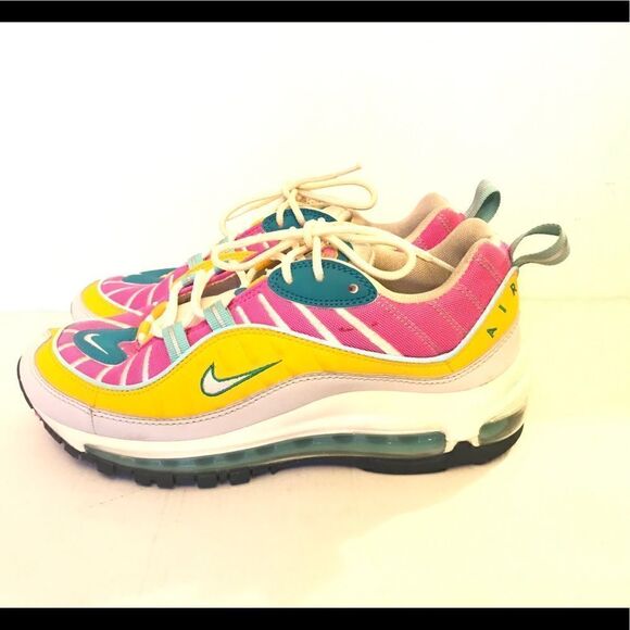 Nike Air Max Sneaker - Picture 1 of 6